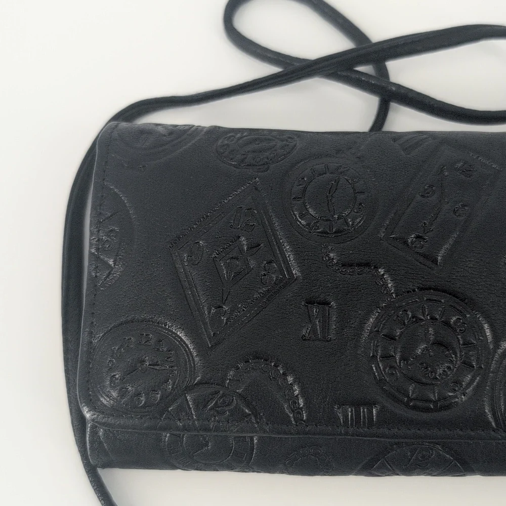 Wilson's Leather Crossbody Wallet Great Condition !